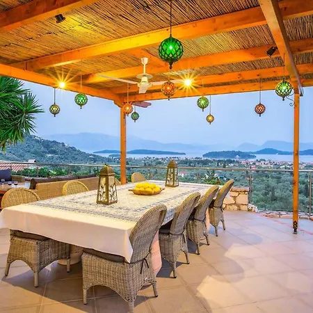 Rachi Sleeps 8 Pool Air Con Wifi Rachi (Lefkada)